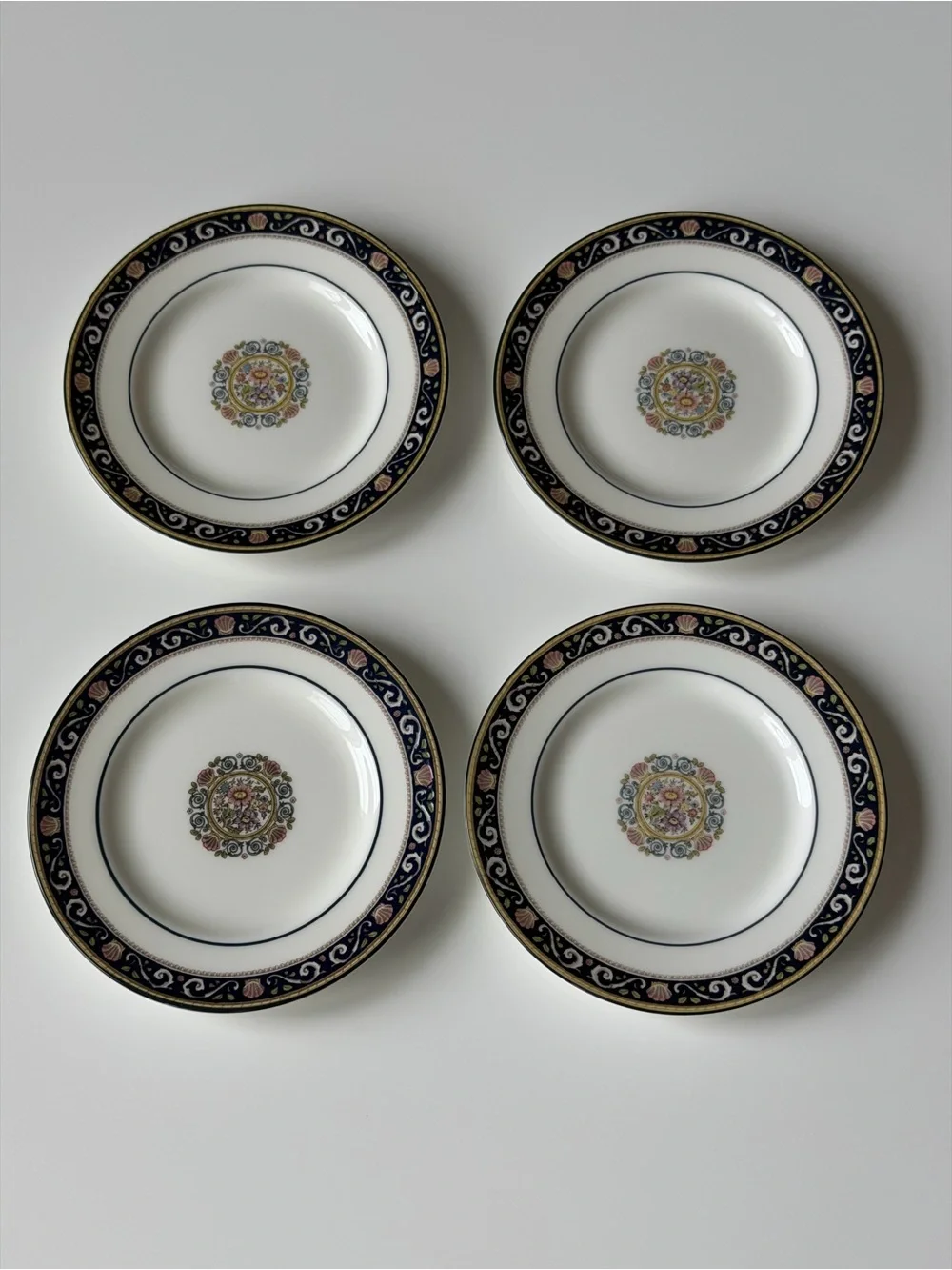 Wedgwood England Runnymede 6” Bread & Butter Plates Dark Blue - Set Of 4